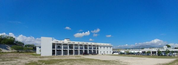 Hôpital Universitaire de Mirebalais, a teaching hospital built and supported by PIH, serves as a tertiary care centre for victims of GBV (Photo by Mark Brender / Partners In Health Canada)